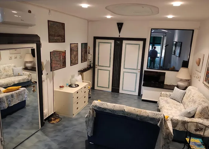 Celle Mare Con Posto Auto Coperto Celle Ligure